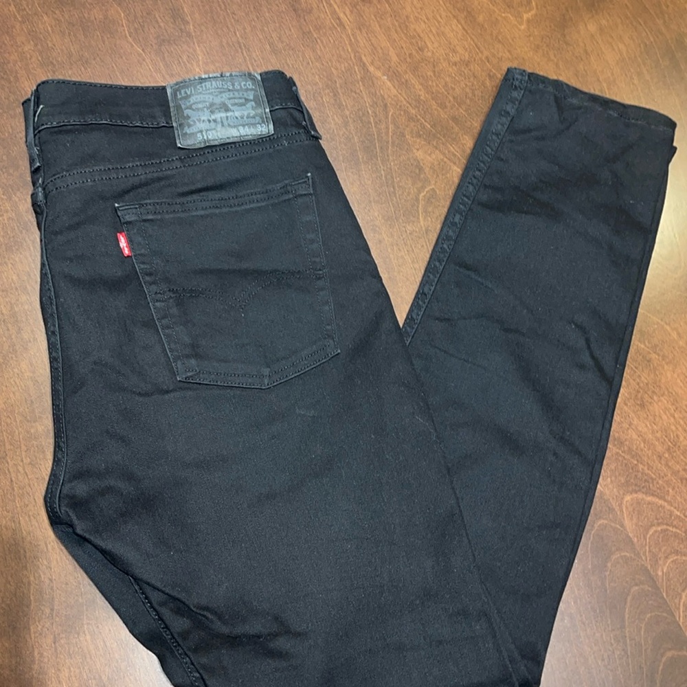 Men’s Levi Black jeans 510. W34 L32 like new